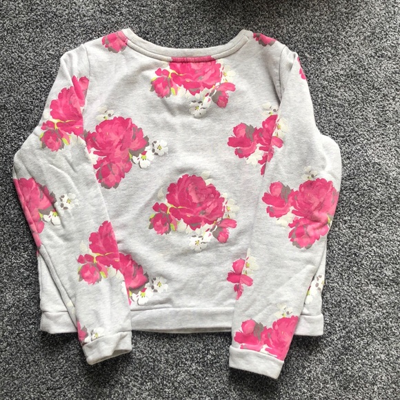 Like new LOFT Cropped Floral Sweatshirt - Picture 4 of 7
